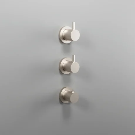 On Built-in thermostatic shower/bath mixer with non return valve and 2 open/close taps (2 exit)